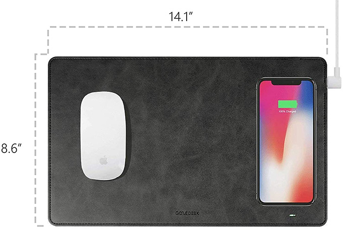 マウスパッドとスマホ充電を同時に