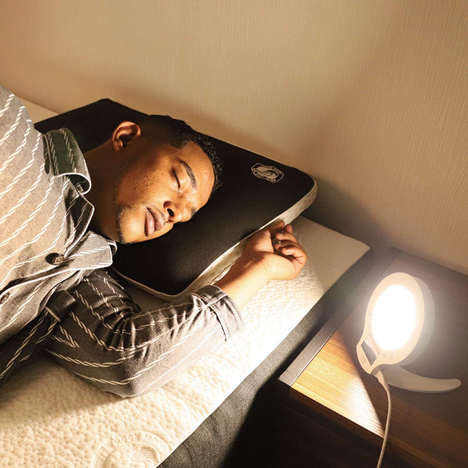 快適に目覚める方法は光